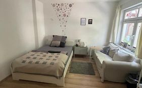 Charmantes Haeuschen Mit Gaestezimmer In Erfurt